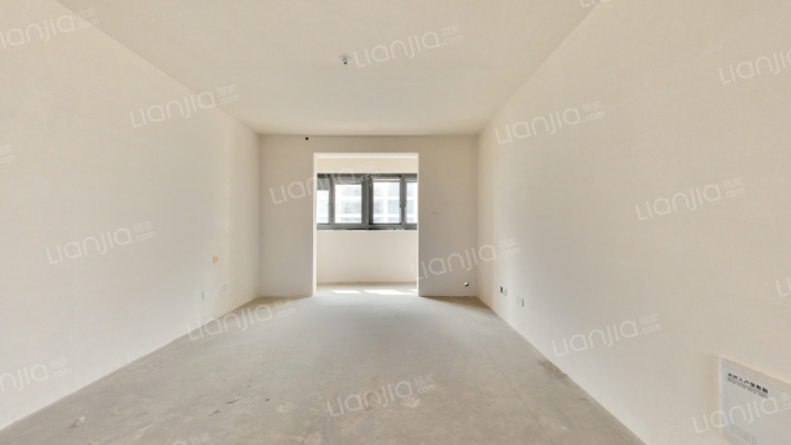 兴南华庭西区二手房实景图