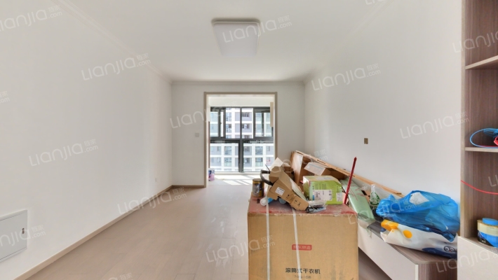 兴南华庭东区二手房实景图