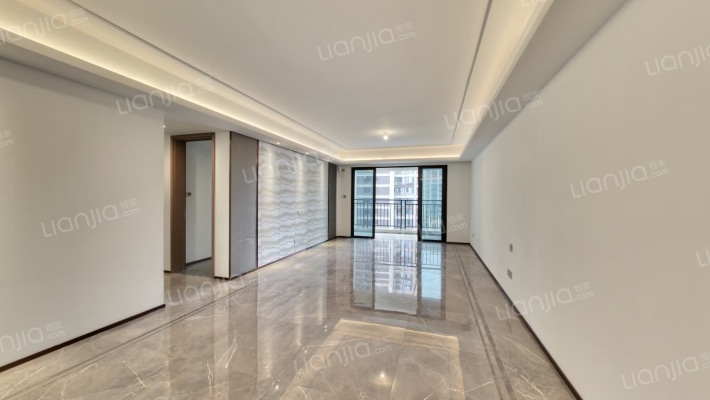 金茂建发泊悦二手房实景图