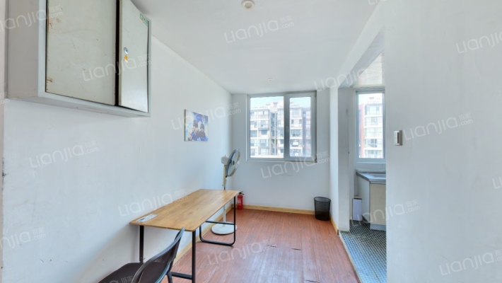 和昌湾景二手房实景图