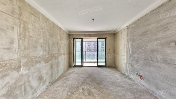 南益·名士豪庭二手房实景图