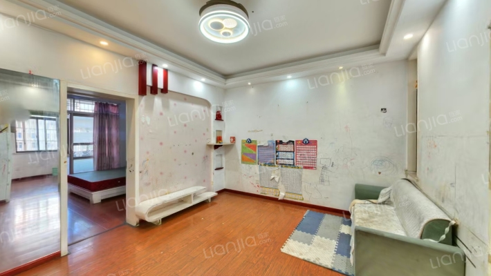 老党校家属院二手房实景图