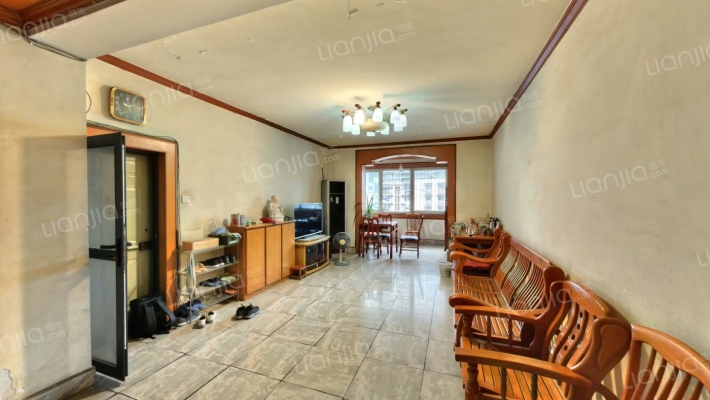 三圣街2号二手房实景图