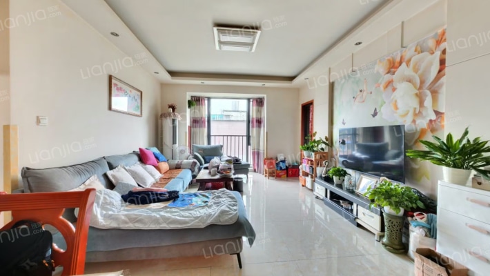 西锦国际一期二手房实景图