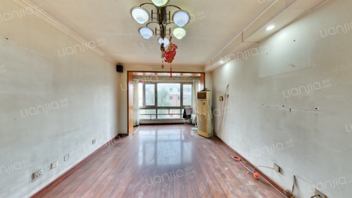 北亚花园二手房实景图