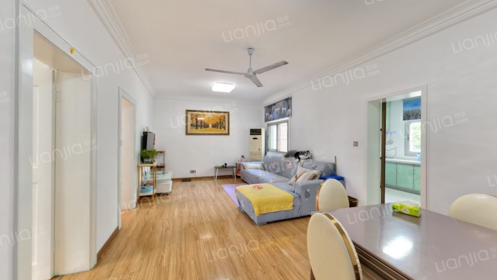 镇兴路170号院二手房实景图