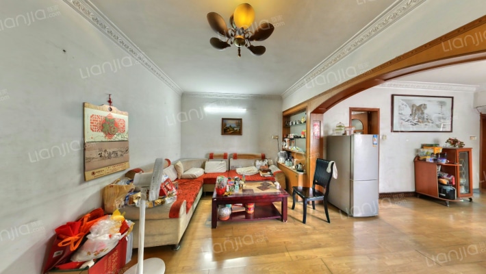 机安宿舍二手房实景图