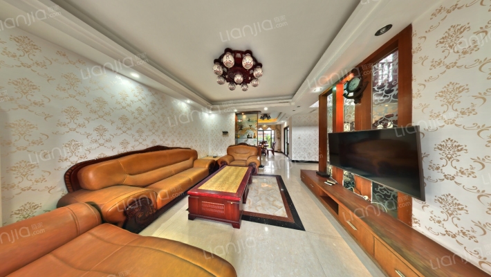 绿湖爱伦堡花园二手房实景图