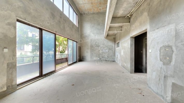 万科五龙山蓝山别墅二手房实景图