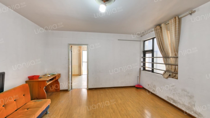 枫丹雅苑二手房实景图