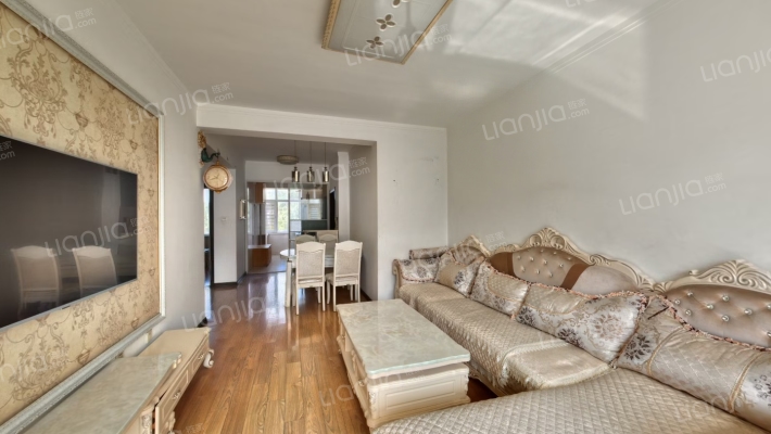 御龙逸城二手房实景图