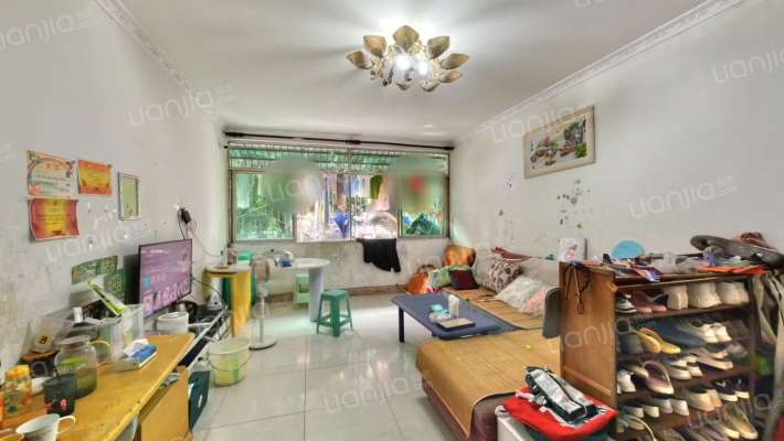 石油怡秀小区二手房实景图