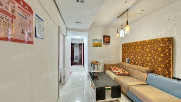 映日荷花二手房实景图