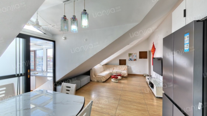 交校路8号二手房实景图