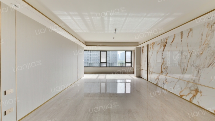 济高绿城春月锦庐二手房实景图