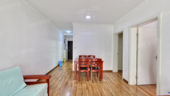 德盈菁华园二手房实景图