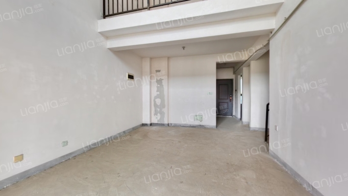 阅山居二手房实景图