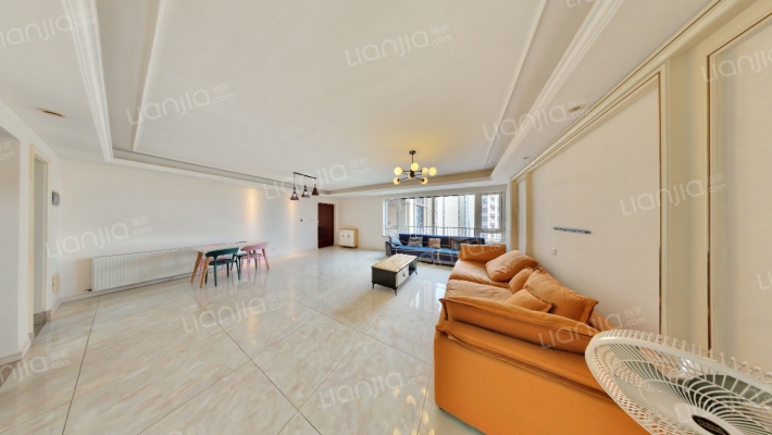 保利拉斐云邸二手房实景图