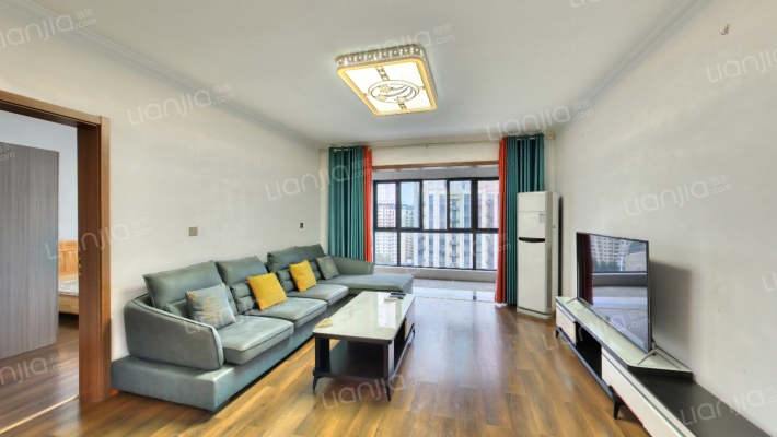 天鹅湖畔二期二手房实景图