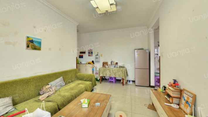 新怡华庭西区二手房实景图