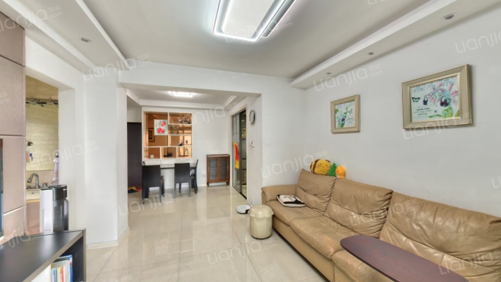 潮王公寓二手房实景图