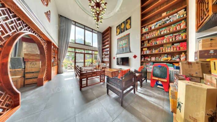 燕晗山居二手房实景图