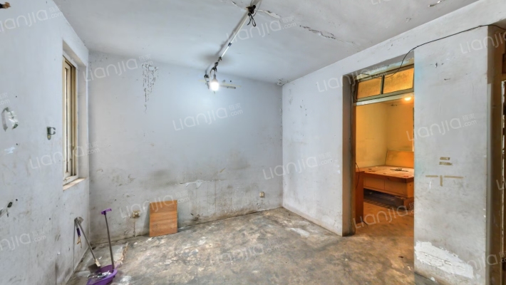 开园二手房实景图