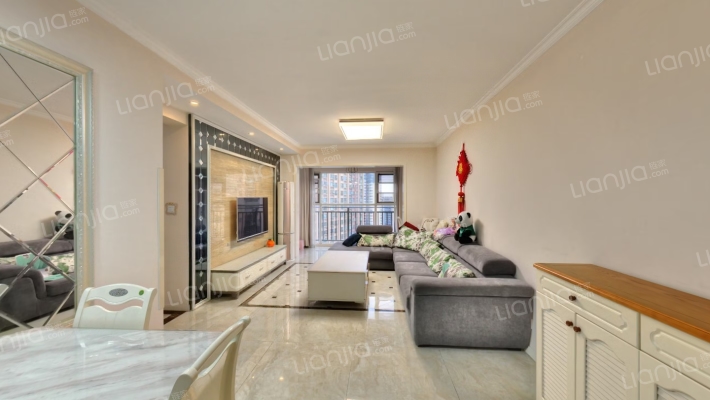 润扬双铁广场二手房实景图