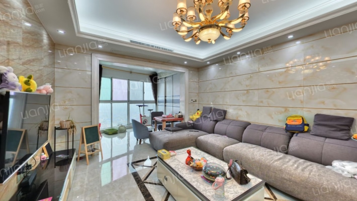 星河绿洲二手房实景图