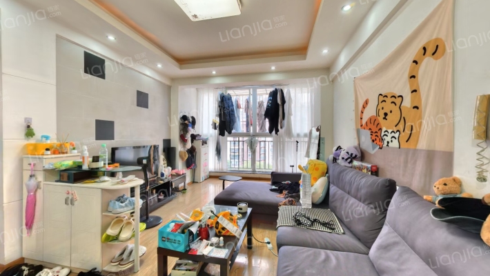 东方新城二期二手房实景图