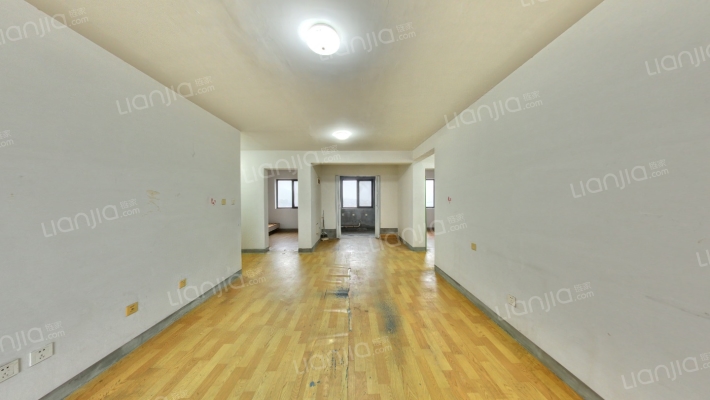 龙山希思庄园二手房实景图