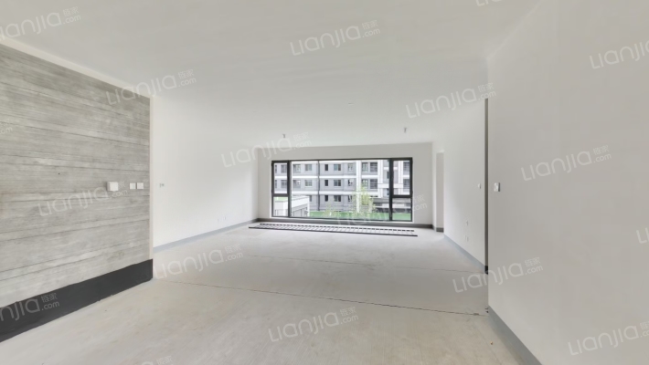 绿城晓月晴川二手房实景图