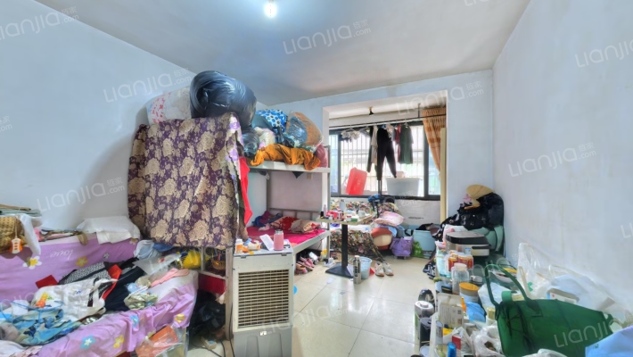 槐树苑A区二手房实景图