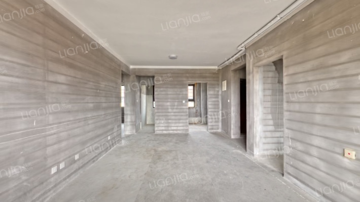 耀海苑西区二手房实景图