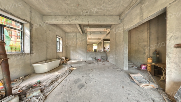 倚山花园一期翠林别墅二手房实景图