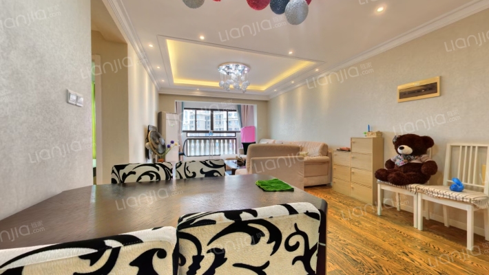 德商华府天骄二手房实景图