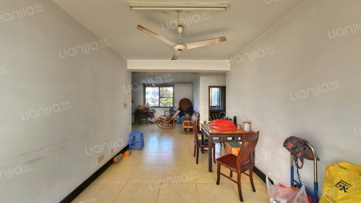 青苑新村三区二手房实景图