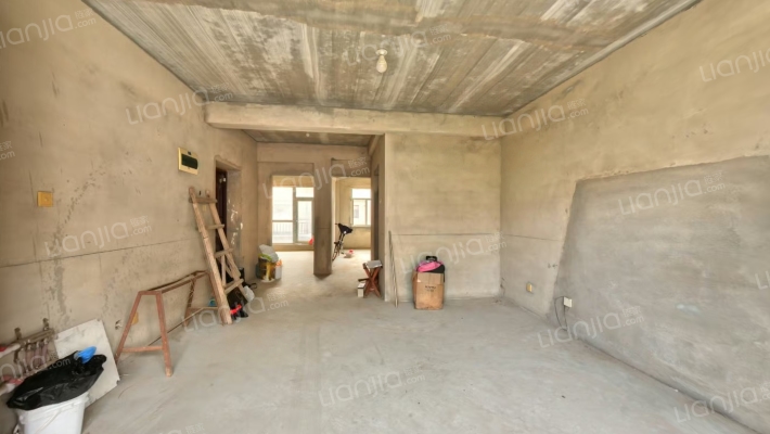 新兴家园二手房实景图