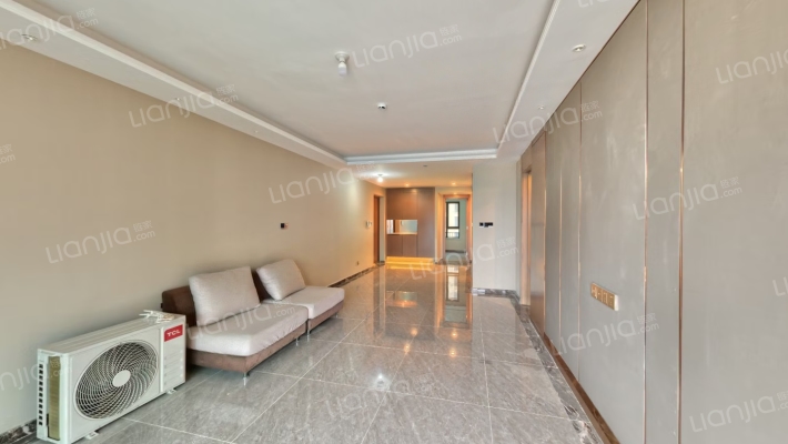 富力开远城B区二手房实景图