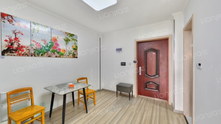 明秀秀山苑二手房实景图