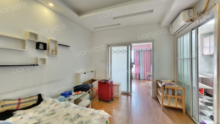 爱特城二手房实景图