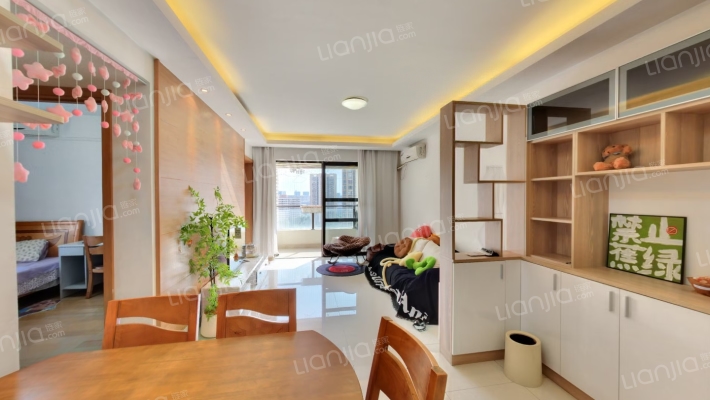 万科金域松湖花园二期二手房实景图