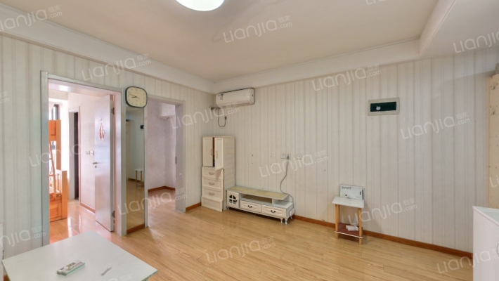 禹洲华侨城三期枫园二手房实景图