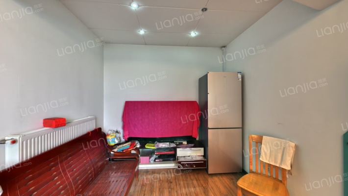 天生丽街二手房实景图