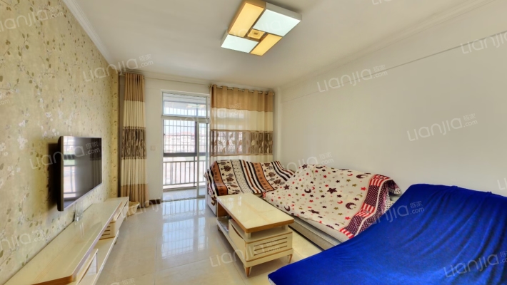 怀塔雅苑二手房实景图