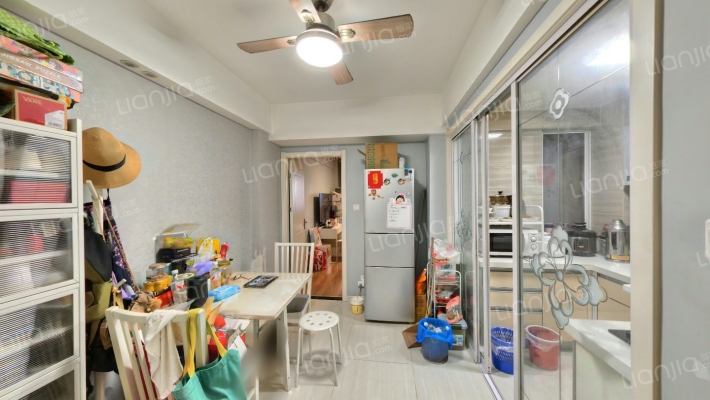 湖西街4号二手房实景图