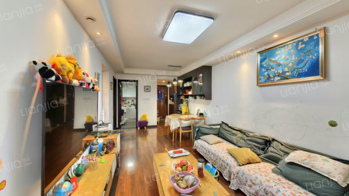 万科理想城二期·树院二手房实景图