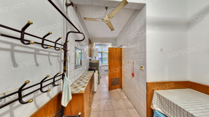 黄河机器制造厂十街坊小区二手房实景图