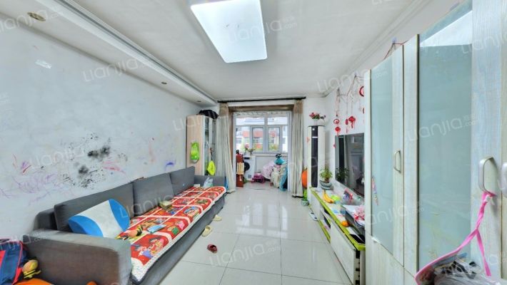 温泉花园B区二手房实景图