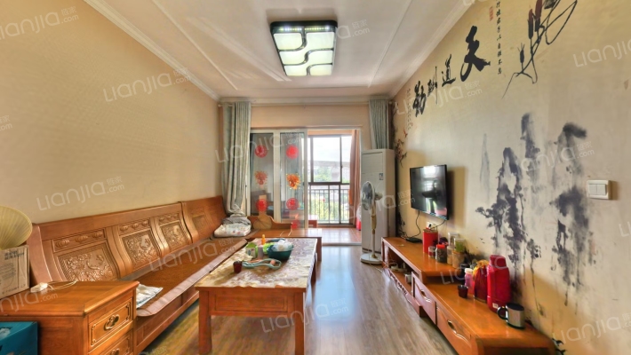 首成鼎尚名都二手房实景图